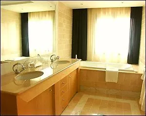 Hotel Hotel&spa Le Pavillon 5*