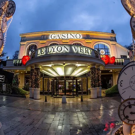 & Le Pavillon Hotel