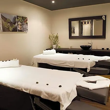 מלון & Le Pavillon 5*