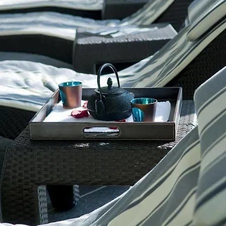 & Le Pavillon Hotel 5*