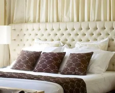 Hotel Hotel&spa Le Pavillon 5*