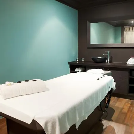 & Le Pavillon 5* Charbonnieres-les-Bains