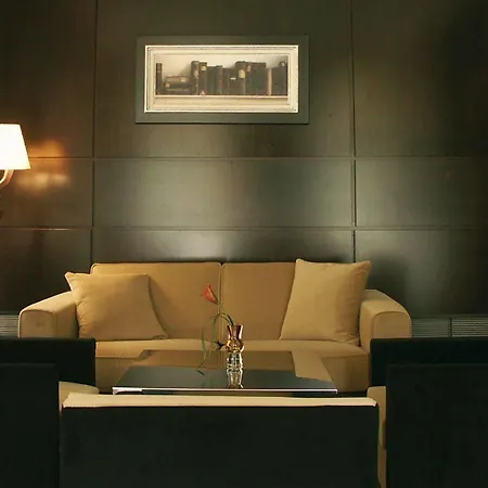 Hotel & Le Pavillon